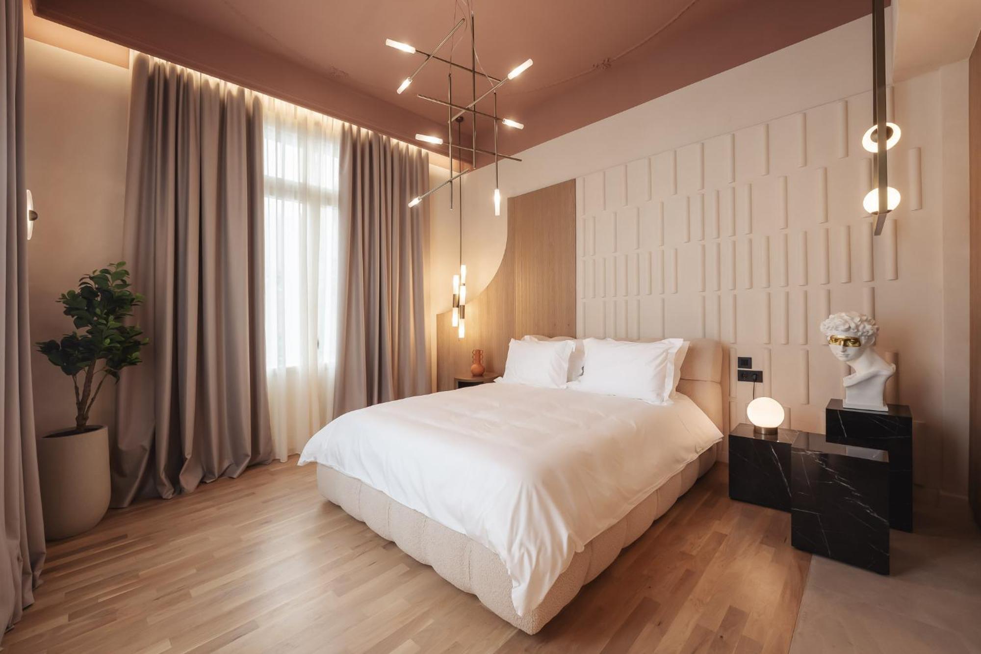 Zenith Premium Suites Thessaloníki Rum bild